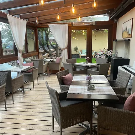 Hotel Darinka 3*